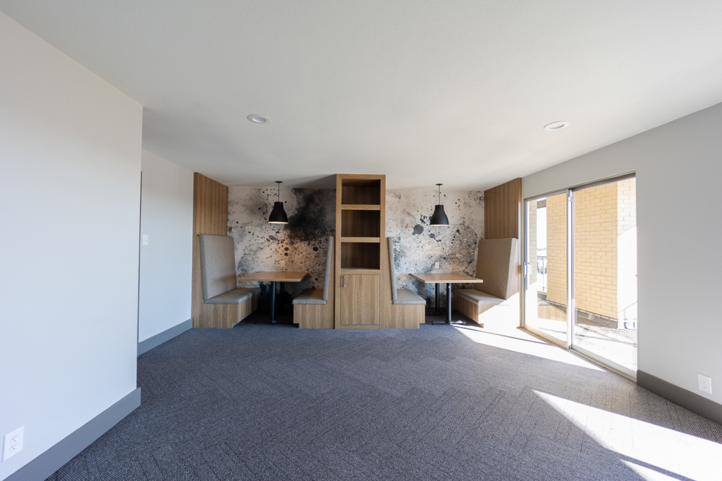 Chennai to Bangalore Taxi Fare & Distance